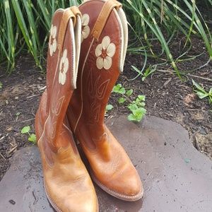 Vintage Acme cowgirl boots